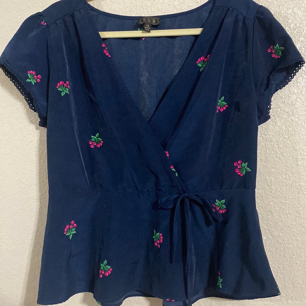 OLM blouse size XL juniors navy blue cherry 🍒 prints